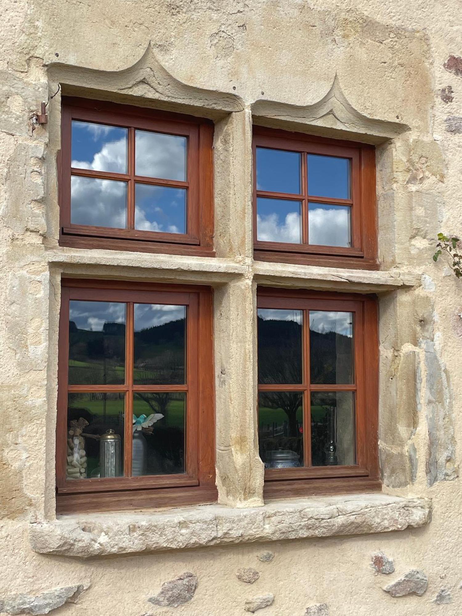 Chateau De Grandvaux Varennes-sous-Dun Exterior foto